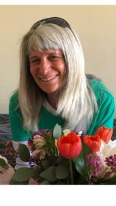 Headshot of Bobbi Peckarsky