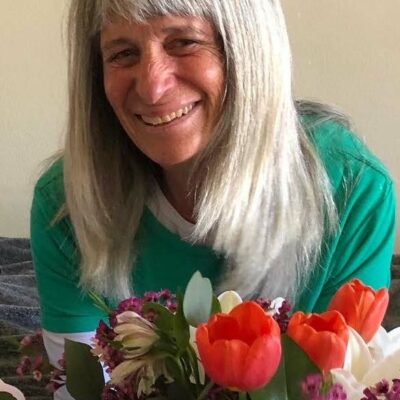 Headshot of Bobbi Peckarsky