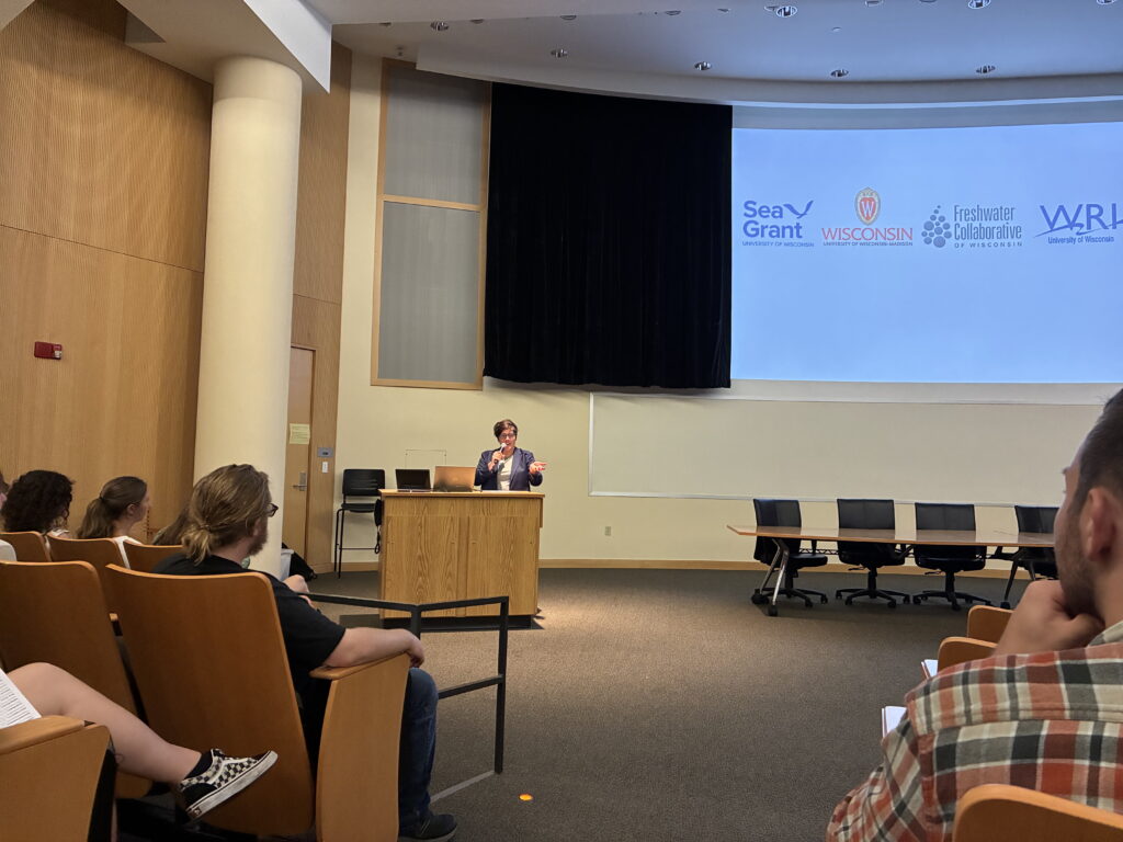 Scientist presents at a flash talk session